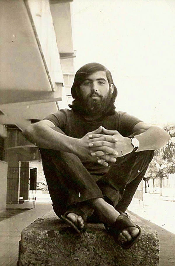 Alejandro Parada González en su juventud