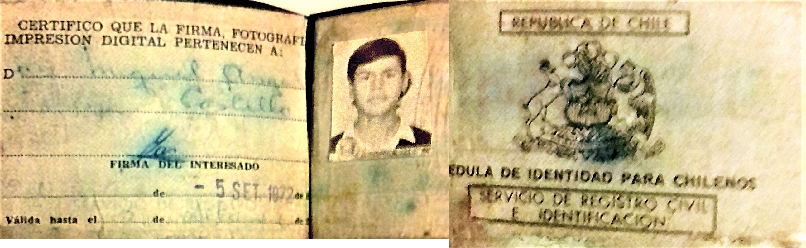Carnet de identidad de Miguel Acuña