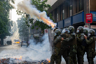 Represión en pandemia - Gonzalo Flores, 30 años - Santiago