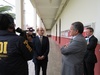 Hace un mes, el general Cheyre tuvo que asistir en calidad de inculpado a una reconstitución de escena, ordenada por el magistrado Mario Carroza. Hace un mes, el general Cheyre tuvo que asistir en calidad de inculpado a una reconstitución de escena, ordenada por el magistrado Mario Carroza.